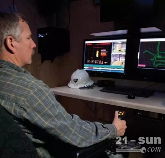 提供全方位、實時的支持和服務 提供全方位、實時的支持和服務